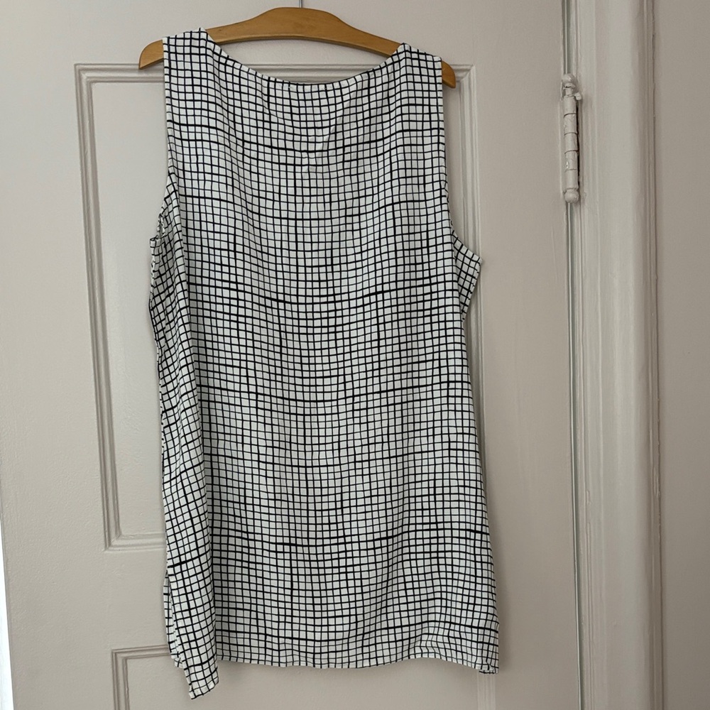 Eileen Fisher Monochrome Grid Sleeveless Top - Picture 4 of 4